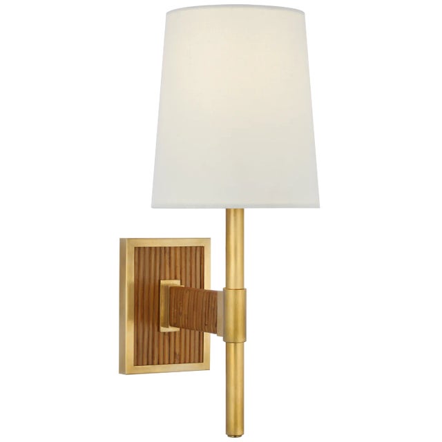 Suzanne Kasler for Visual Comfort Signature Elle Small Single Sconce in Hand-Rubbed Antique Brass & Dark Rattan with Linen Shade For Sale