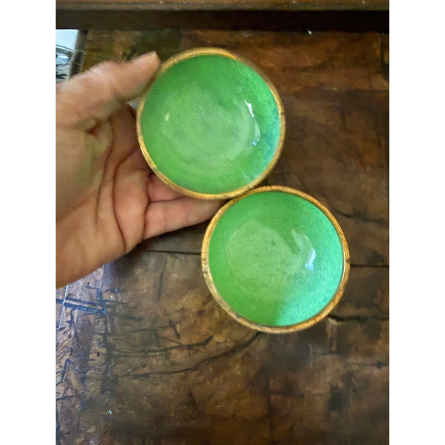 Chinoiserie Vintage Apple Green Canton Enamel Floral Trinket Box For Sale - Image 3 of 7