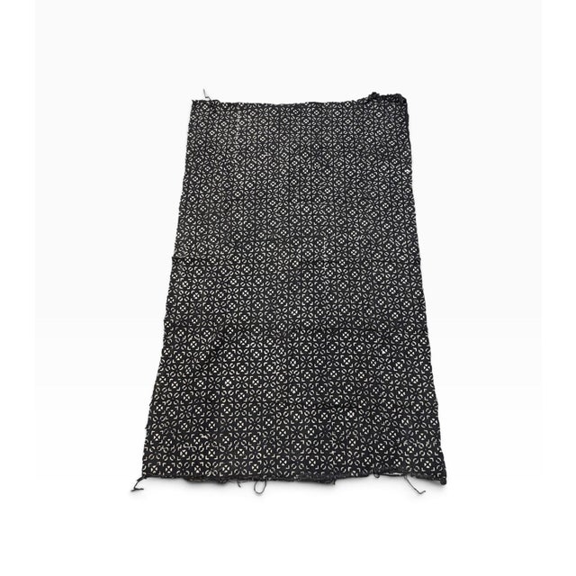 Vintage African Black and White Mud Cloth Textile Mali 63" by 40" For Sale In New York - Image 6 of 8