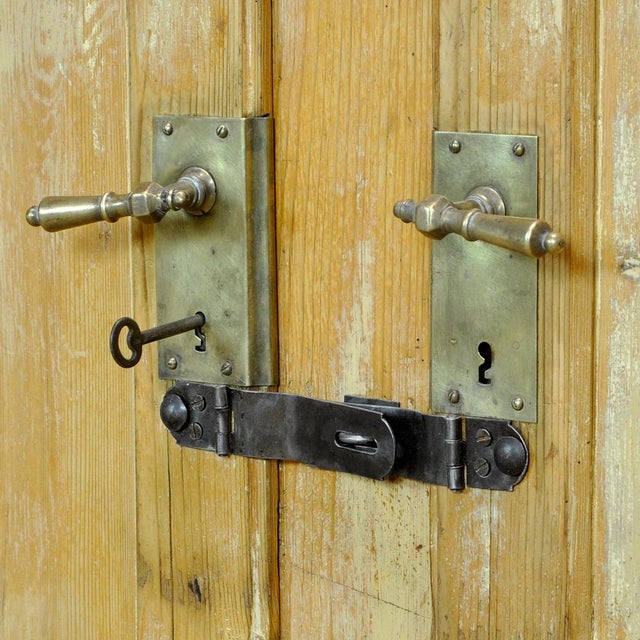 Rustic European Pine Ice Cabinet, 1910 For Sale - Image 6 of 16