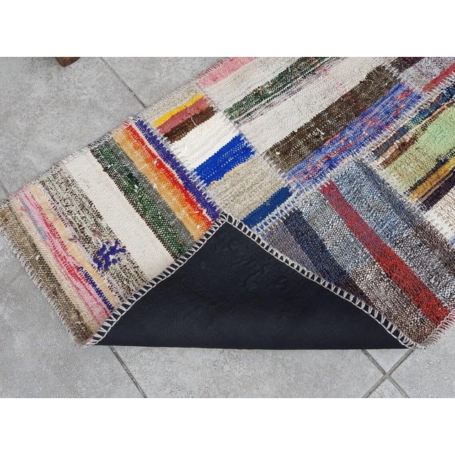 Mid 20th Century Organic Multicolour Handmade Carpet For Sale - Image 4 of 10