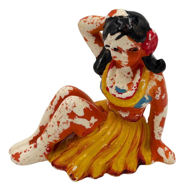 1950s Mid-Century Hawaiian Sitting Hula Girl Ceramic Figure Statue Set, Pair For Sale In Los Angeles - Image 6 of 7