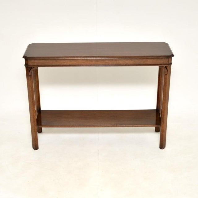 A smart and extremely well made antique Georgian style console table. This was made in England, it dates from around the...