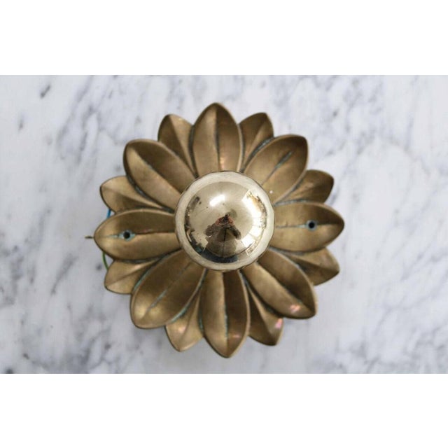 Hollywood Regency Brass Flower Wall Lamp, 1960s For Sale - Image 11 of 15