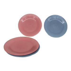 Fiesta Usa Homer Laughlin Set of 4 Dinner Plates 2 Pink 2 Blue Lead Free 4850b