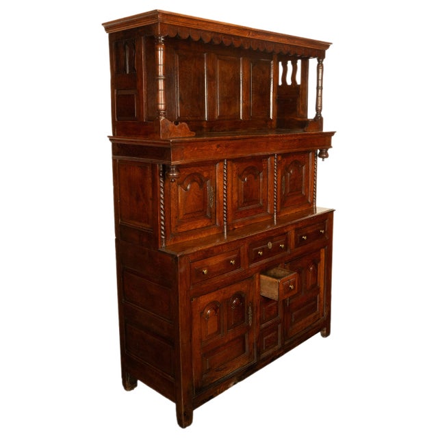 Antique Early 18th Century Carved Oak Welsh CWPWRDD Tridarn Cupboard Cabinet 1730 For Sale - Image 13 of 16
