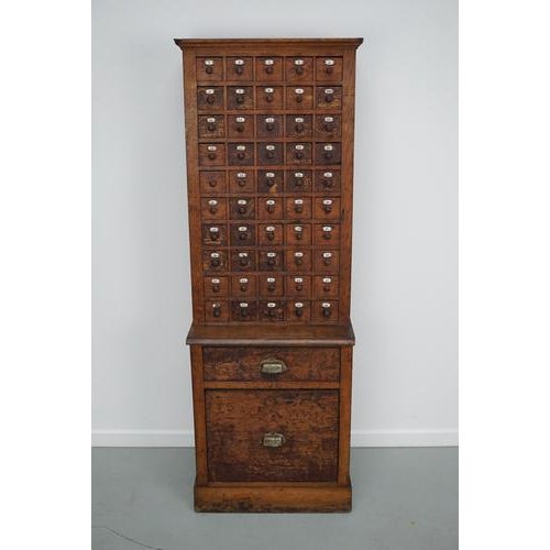 Early 20th Century French Oak Jewelers Cabinet For Sale - Image 3 of 18