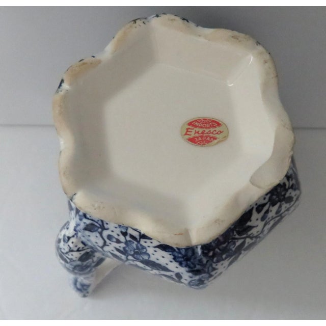 THE ENESCO プレシャスモーメント Skating Pond 陶器 Mid 20th Century Blue & White Rose Chintz Ware Enesco, Japan