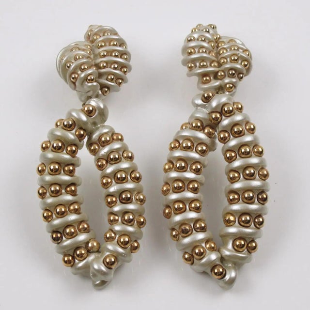 Jewellians Pearlized Resin Dangle Clip Earrings For Sale - Image 4 of 9