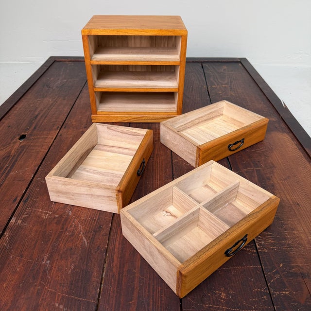 Small Vintage Japanese Chest of 3 Drawers, 1970s For Sale - Image 4 of 9