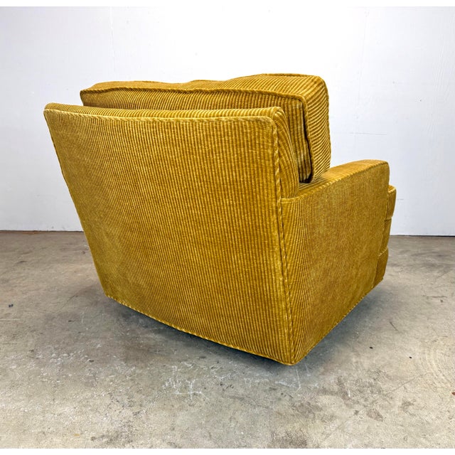 1960’s Mid Century Modern Milo Baughman Style Swivel Lounge Chair in Corduroy Restored For Sale - Image 12 of 12