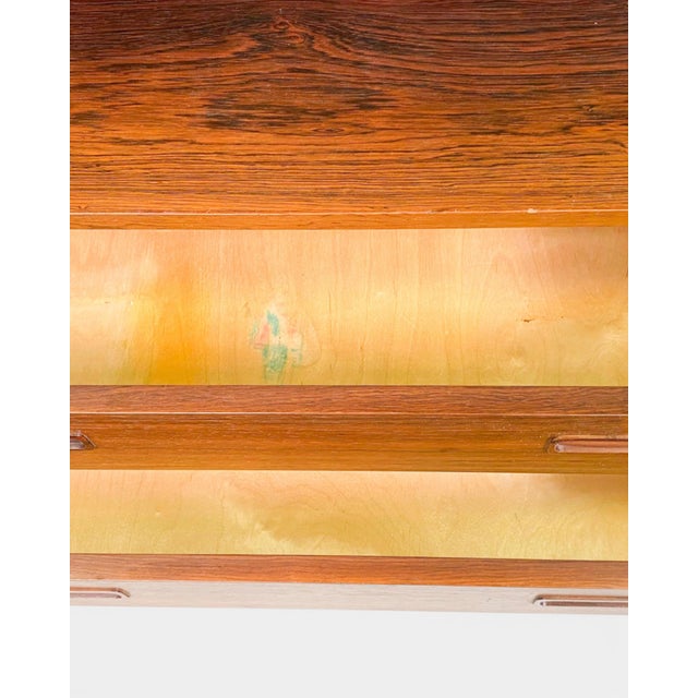 Brown Danish Modular Rosewood Bookcases by Hundevad & Co., 1960s, Set of 2 For Sale - Image 8 of 11