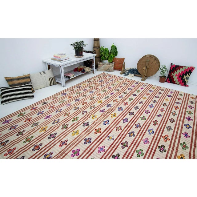 1960s Vintage Handwoven Embroidered Kilim- 7′4″ × 10′11″ For Sale In Los Angeles - Image 6 of 7