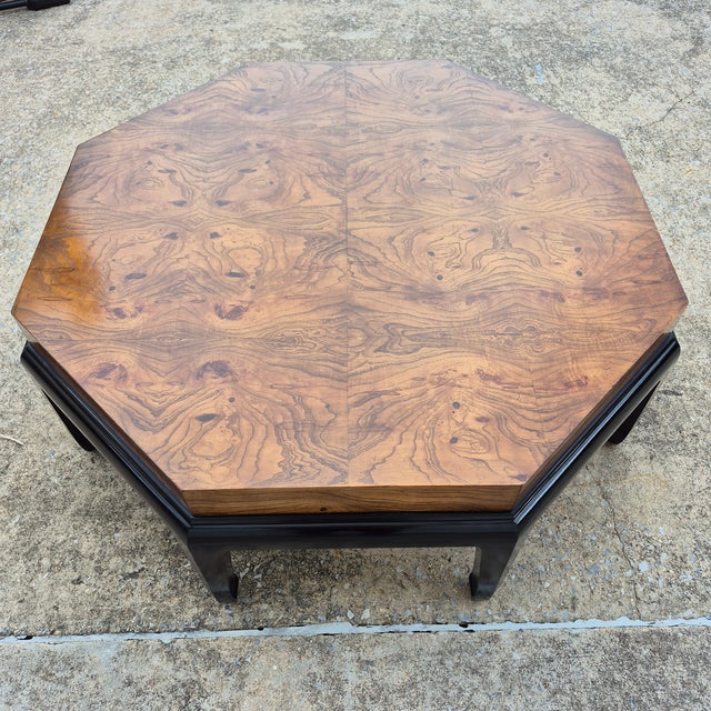 Baker Furniture Company Mid-20th Century Asian Hollywood Regency Burlwood & Black Lacquer 43” Octagonal Coffee Table For Sale - Image 4 of 13