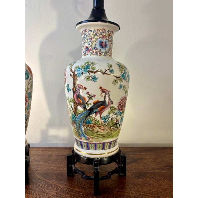 Pair of Vintage Italian Chinoiserie Porcelain Table Lamps With Pheasants For Sale In Miami - Image 6 of 9