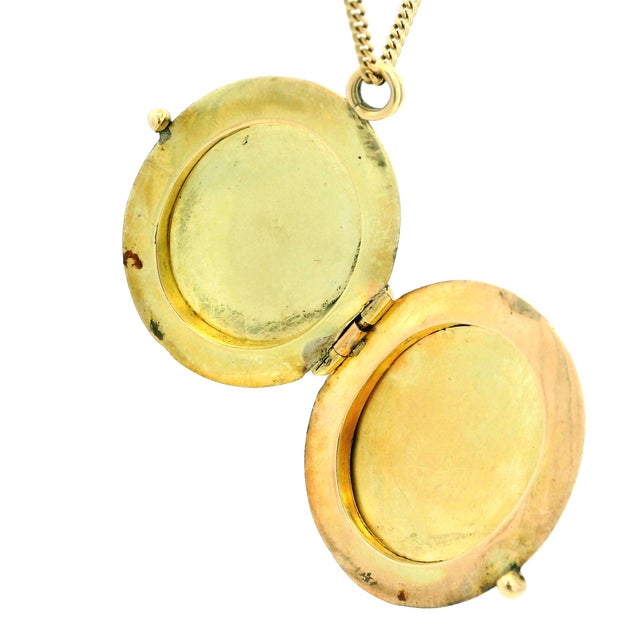 Vintage 14k Gold Heraldic Lion Rampant Oval Photo Locket Pendant For Sale - Image 10 of 12
