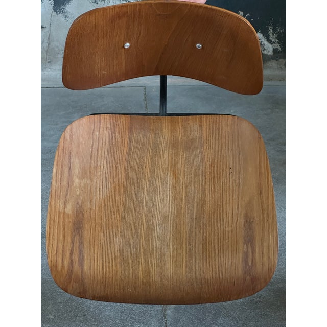Early 1950s Charles and Ray Eames for Herman Miller DCM Side Chair For Sale - Image 9 of 9