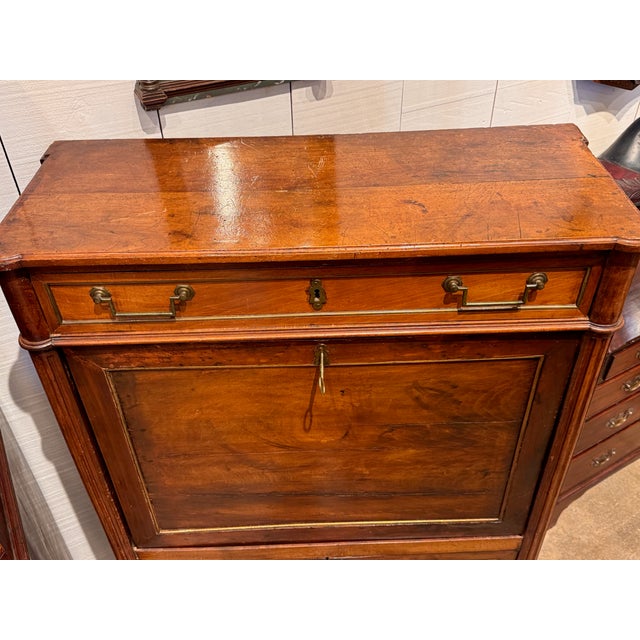 19th Century French Walnut Secrétaire Abattant For Sale - Image 12 of 18