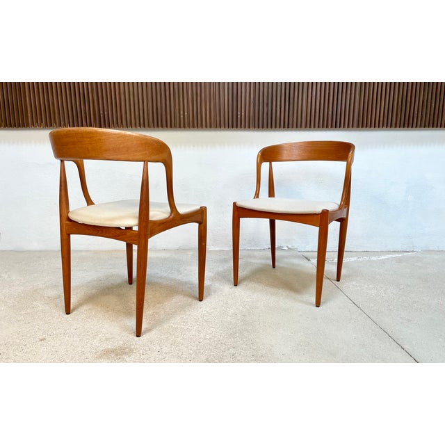 Danish Teak Dining Chairs by Johannes Andersen for Uldum Furniture Factory, 1960s, Set of 4 For Sale - Image 10 of 18