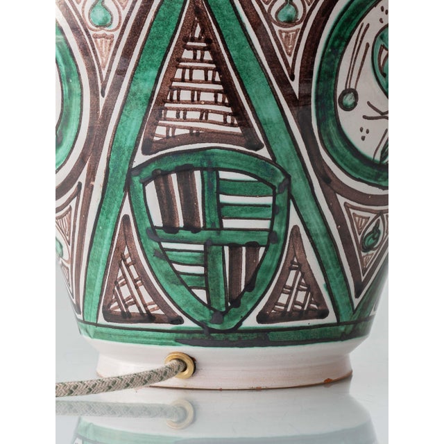 Mid-20th Century Spanish Revival Green Ceramic Table Lamp with Silk Shade, 1970s For Sale - Image 14 of 18