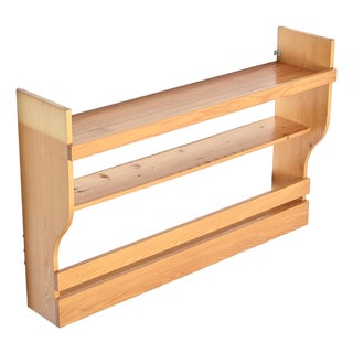 Pine Wall Shelf attributed to Charlotte Perriand for Les Arcs, 1800 For Sale