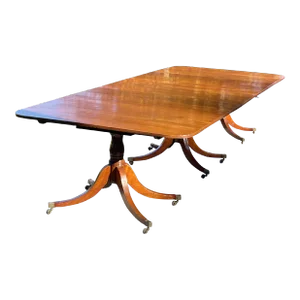 Early 19th Century George III Triple Pedestal Dining Table