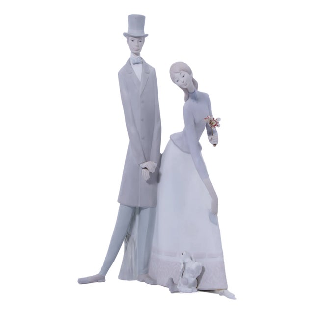 Lladro Porcelain Tall Figure of Man & Woman W. Dog For Sale