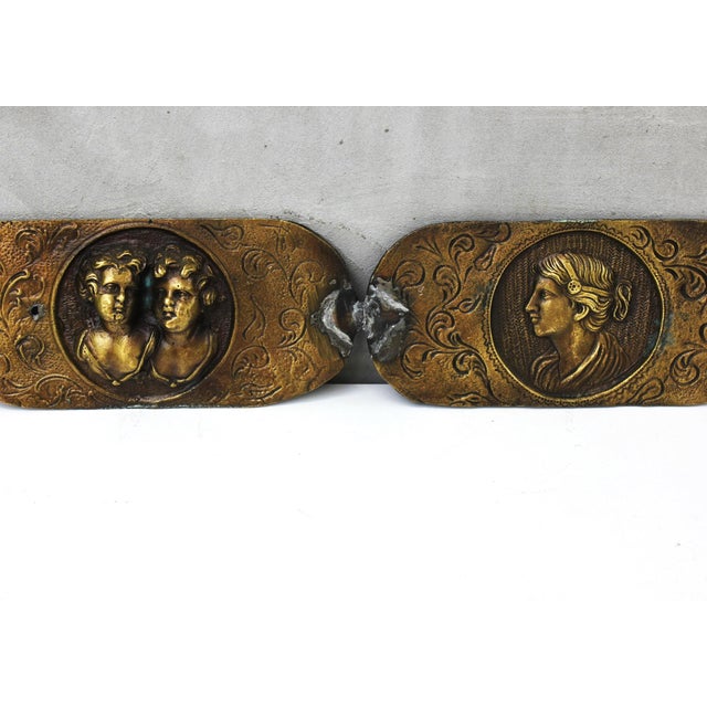 Italian Neoclassical Bronze Furniture Mounts with Cherub and Cameo Medallions, 1900s, Set of 4 For Sale - Image 5 of 12