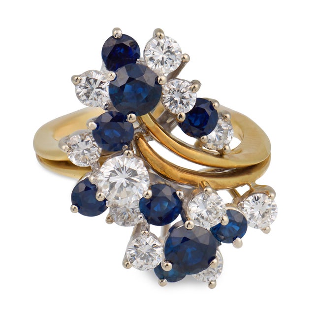 Contemporary Vintage Diamond Sapphire 18k Gold Two Tone Cocktail Ring, Size 5.5 For Sale - Image 3 of 7