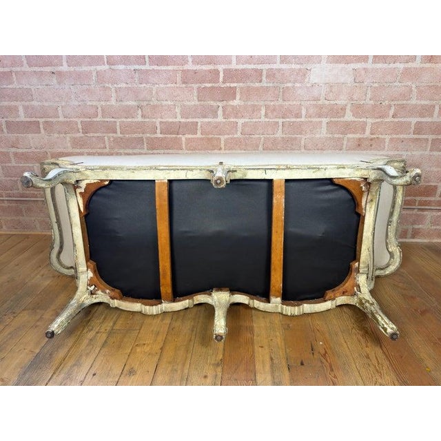 French Louis XV Corbeille Settee With Original Distressed Patina and Shell Crest For Sale - Image 18 of 18