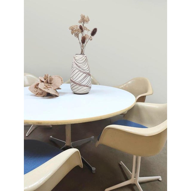 Vintage Fiberglass La Fonda Dining Chairs by Charles & Ray Eames for Herman Miller, 1960s, Set of 7 For Sale - Image 9 of 10