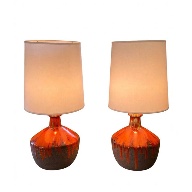 Vintage Mid Century Modern 1960s Lava Drip Glazed Ceramic Set of Table Lamps Pair For Sale - Image 4 of 11