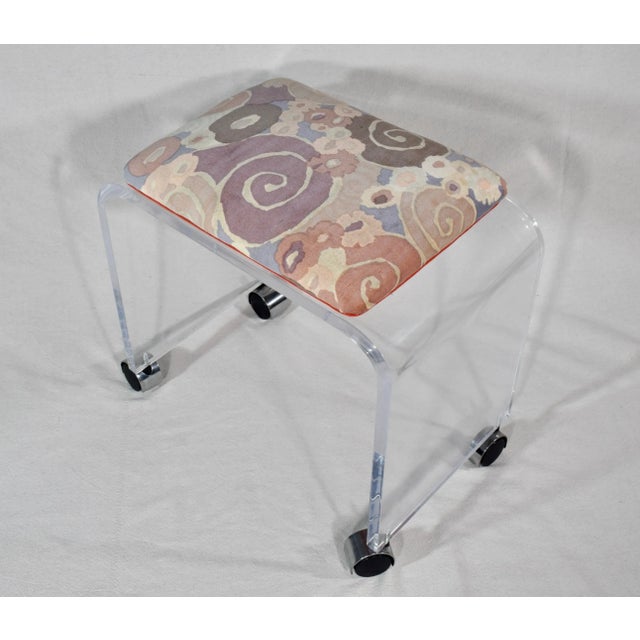 Hollywood Regency 1970's Lucite Waterfall Bench / Stool in Jack Lenore Larsen Velvet For Sale - Image 3 of 11