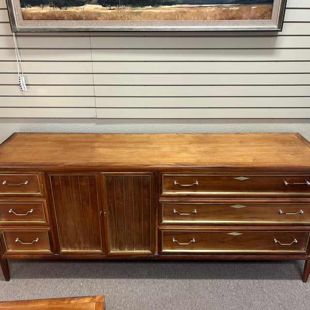 1960s Mid-Century Dresser with 2 Nightstands - Set of 3 For Sale In Tulsa - Image 6 of 12