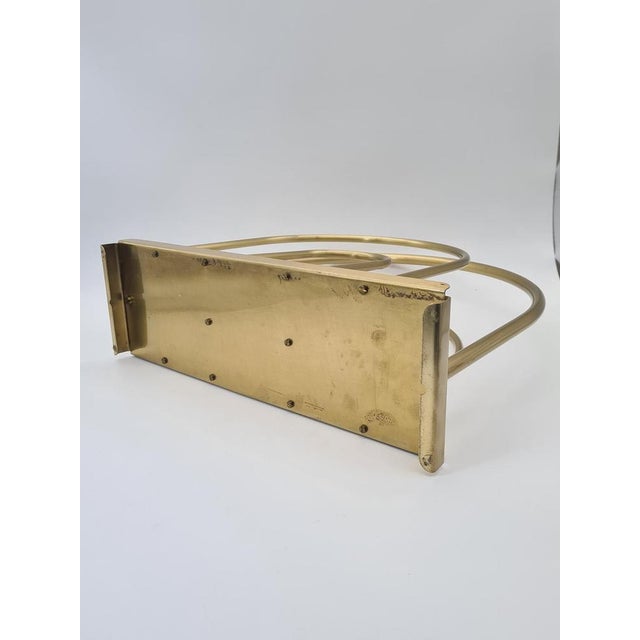 Metal Hollywood Regency-Style Newspaper Rack in Brass-Plated Metal, 1970s For Sale - Image 7 of 10