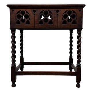 20th Century Gothic Oak Side Table For Sale