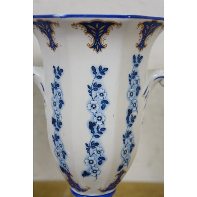Mid 20th Century 2 Jb Hirsch Corsi Italian Blue & White Floral Porcelain Mantel Vases Urns 9" For Sale - Image 12 of 16