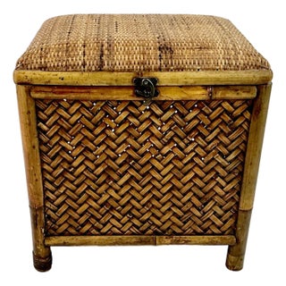 1980s Vintage Boho Chic Coastal Ralph Lauren Style Rattan, Bamboo, Wicker Storage Bench For Sale