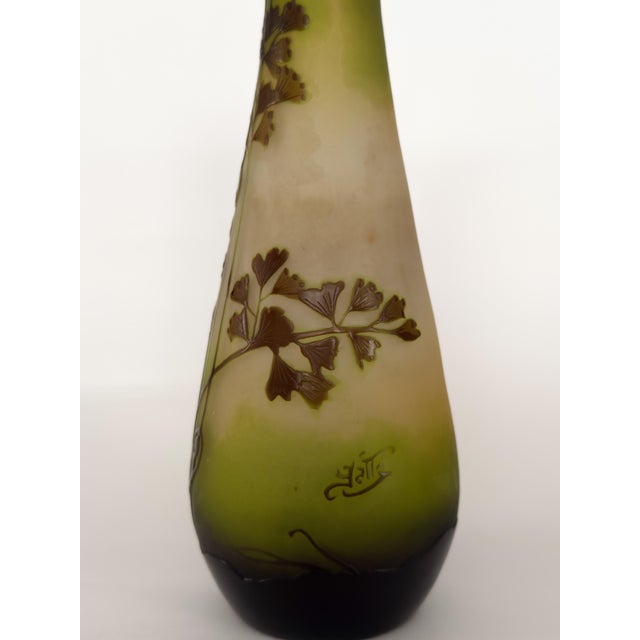 Art Nouveau Cameo Green Glass Vase by Emile Gallé, 20th Century For Sale - Image 5 of 18