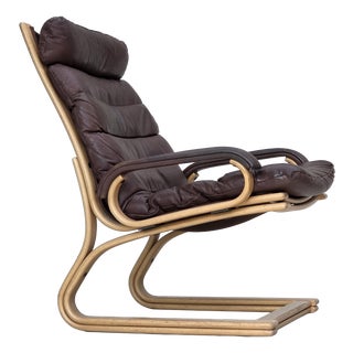 Danish Leather and Bentwood Lounge Chair by Georg Thams for Bramin, 1970s For Sale
