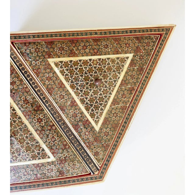 Mid 20th Century Persian Micro Mosaic Inlaid Box in Diamond Shape For Sale In Sacramento - Image 6 of 11
