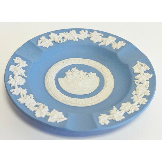English Vintage Blue English Wedgwood Jasperware Ashtray or Trinket Dish For Sale - Image 3 of 5