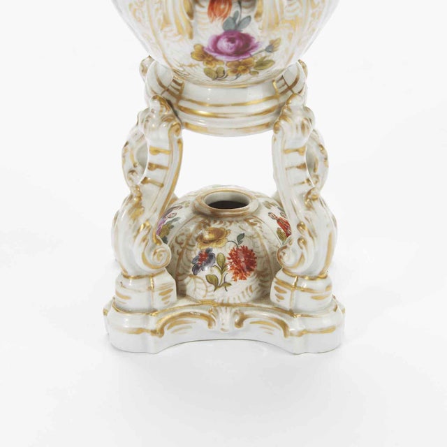 Rococo Antique German Porcelain Incense Burners, 1800s, Set of 2 For Sale - Image 3 of 15