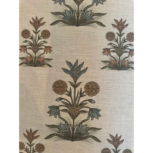 Traditional Wellesley Hall Linen Fabric Margaret Poppy 4 Yards For Sale - Image 3 of 7