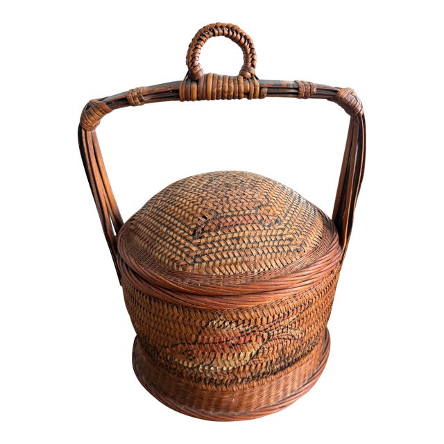 1950s Traditional Chinese Wedding Basket For Sale