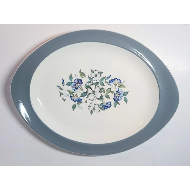 Wedgwood 1960s Dogwood and Morning Glory Wedgewood Platter For Sale - Image 4 of 6