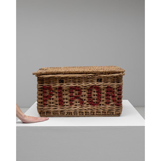 Early 20th Century French Wicker Trunk For Sale - Image 17 of 18