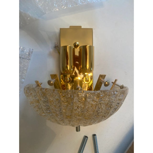 Set of Four Venetian Gold Graniglia “Leaf” Murano Glass Wall Sconces For Sale - Image 4 of 9