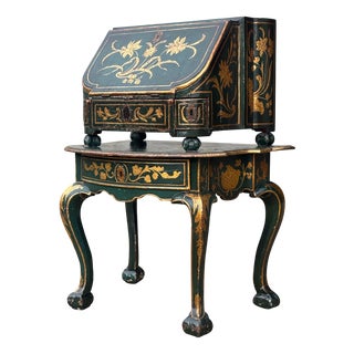 Antique Venetian Travelling Desk on Table, 1720 For Sale