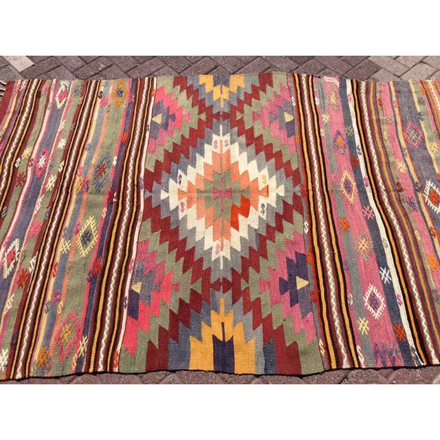 Mid-Century Modern Vintage Turkish Kilim Rug - 57" X 87.5" For Sale - Image 3 of 11